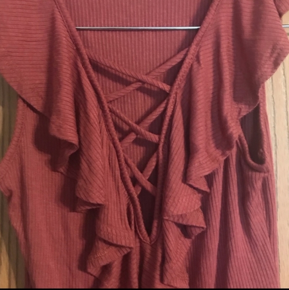 Ruffled front bodysuit - Picture 5 of 5